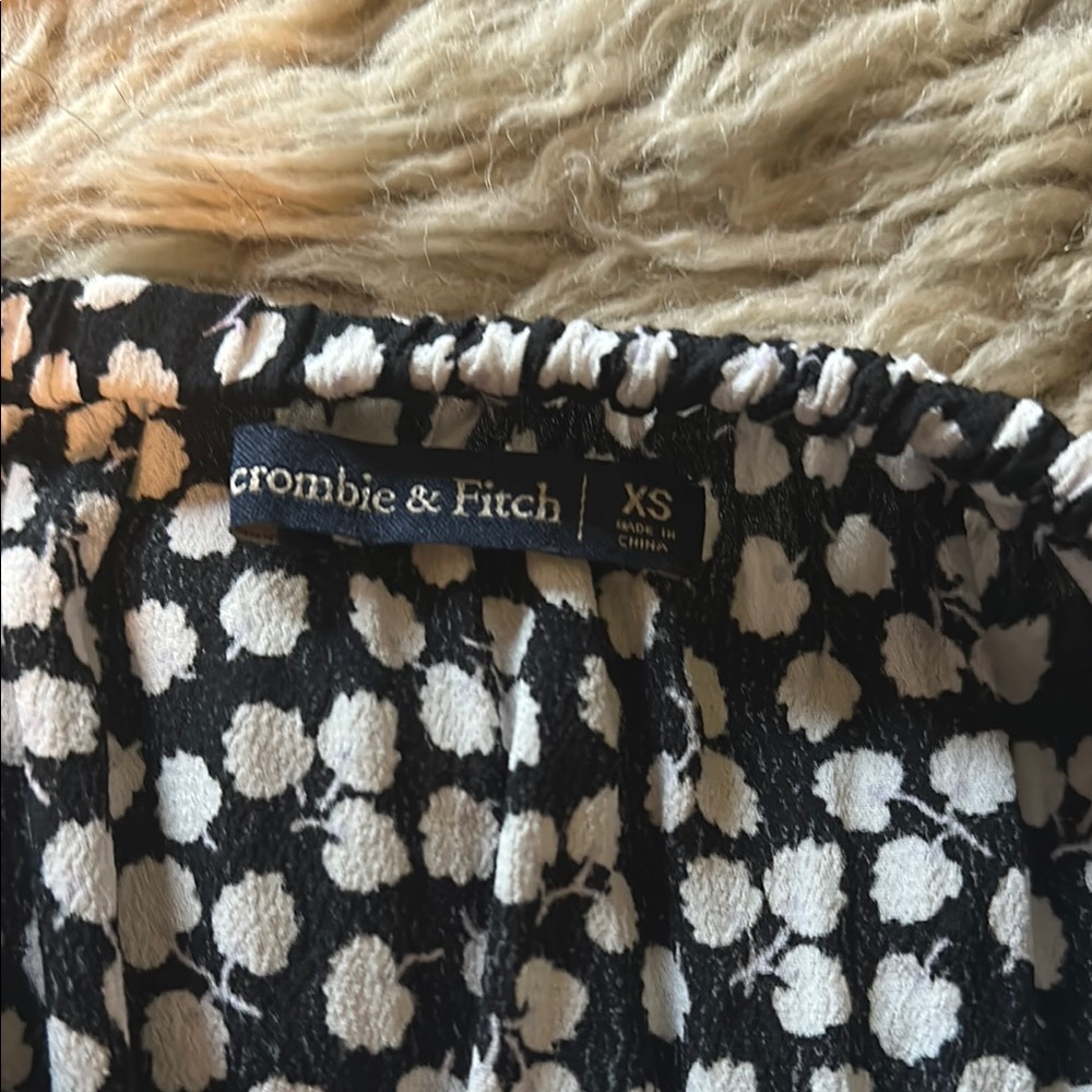 A&F romper - Picture 3 of 3
